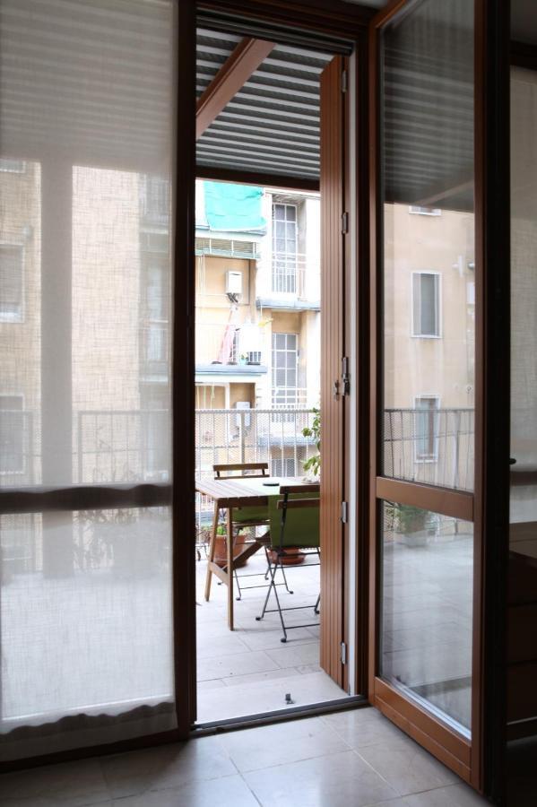 Terrace Apartment Close To Metro Station Milán Exterior foto