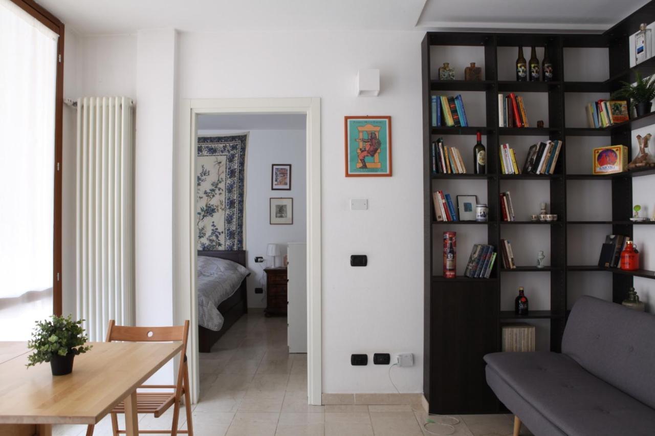 Terrace Apartment Close To Metro Station Milán Exterior foto